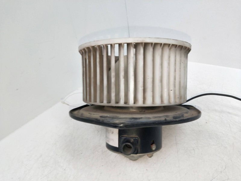 Recambio de motor calefaccion para ssangyong family 2.5 referencia OEM IAM   