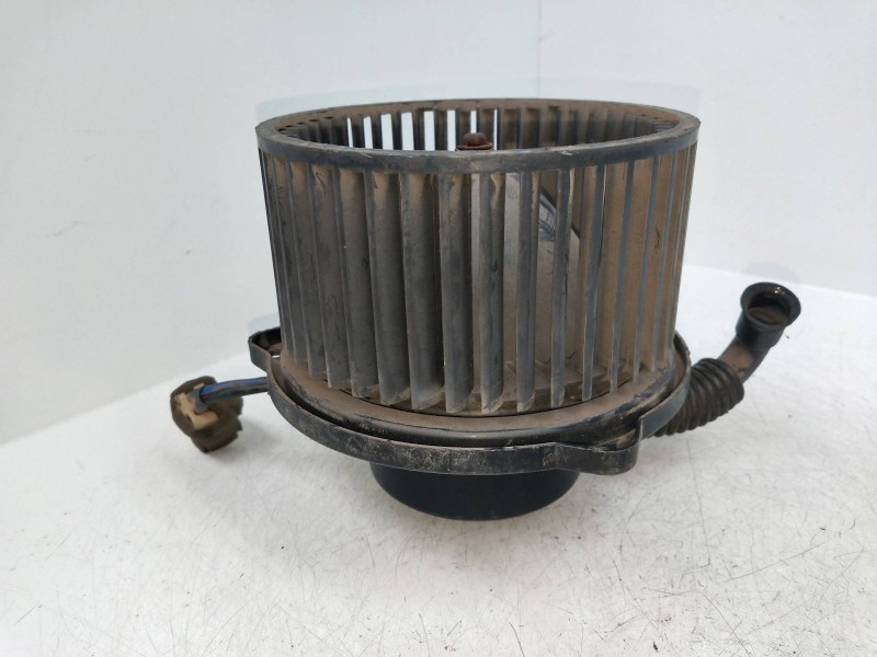 Recambio de motor calefaccion para ssangyong korando 2.9 turbodiesel cat referencia OEM IAM 6920005110  