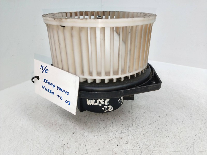 Recambio de motor calefaccion para ssangyong musso referencia OEM IAM   