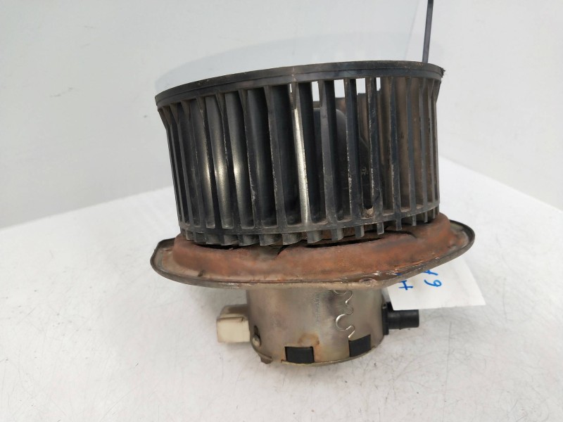 Recambio de motor calefaccion para ssangyong musso referencia OEM IAM   