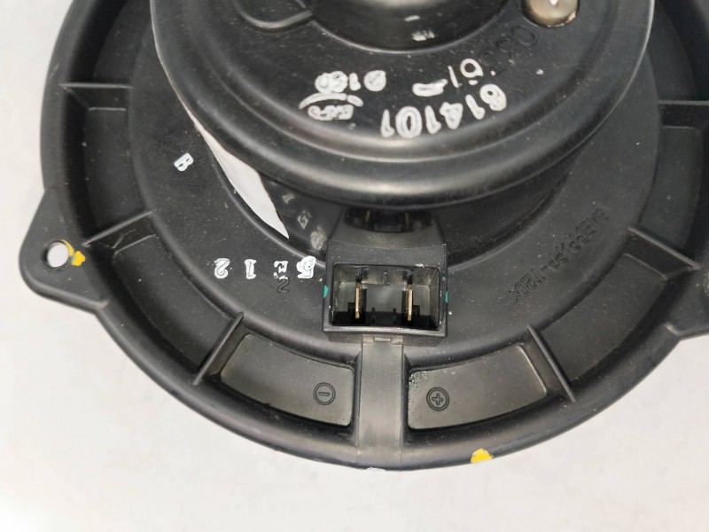 Recambio de motor calefaccion para ssangyong rexton rx 270 full referencia OEM IAM   