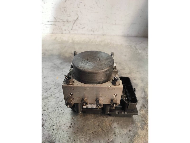 Recambio de abs para fiat linea (110) 1.3 16v jtd cat referencia OEM IAM 0265231995 51801072 0265800661