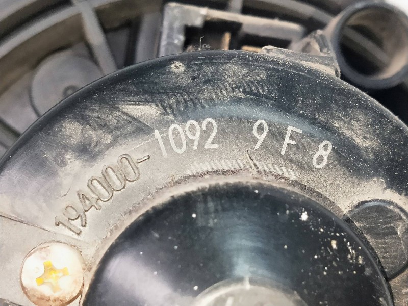 Recambio de motor calefaccion para suzuki jimny sn (fj) techo metálico referencia OEM IAM 19400010929F8  