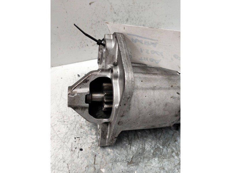 Recambio de motor arranque para nissan tiida (c11x/sc11x) visia referencia OEM IAM 8200584675 M000T87881  Recambio de motor arranque para nissan tiida (c11x/sc11x) visia referencia OEM IAM 8200584675 M000T87881