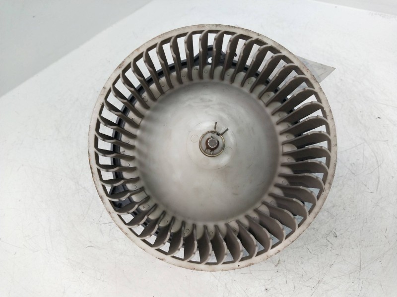 Recambio de motor calefaccion para suzuki swift sf berlina (ma) 1.3 cat referencia OEM IAM 1940000652  