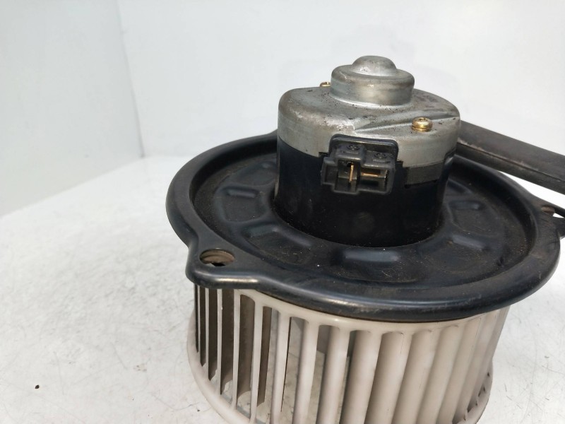 Recambio de motor calefaccion para suzuki swift sf berlina (ea) referencia OEM IAM 1625005560  