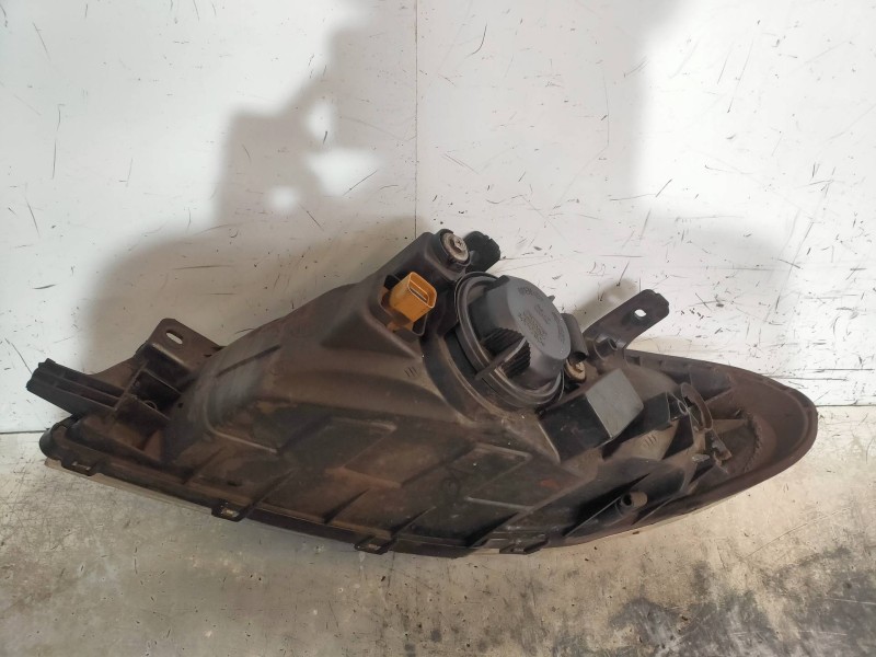 Recambio de faro derecho para daewoo lacetti se referencia OEM IAM   