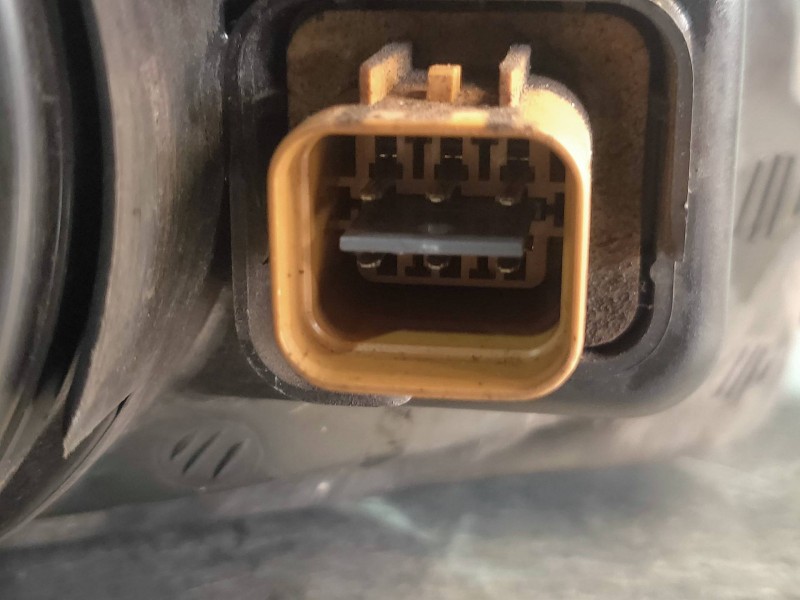 Recambio de faro izquierdo para daewoo lacetti se referencia OEM IAM   