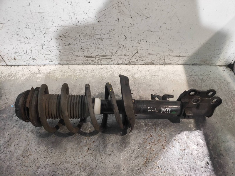 Recambio de amortiguador delantero derecho para kia soul diva referencia OEM IAM 546602K300  