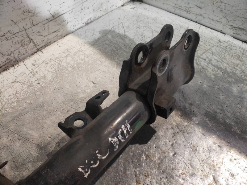 Recambio de amortiguador delantero derecho para kia soul diva referencia OEM IAM 546602K300  