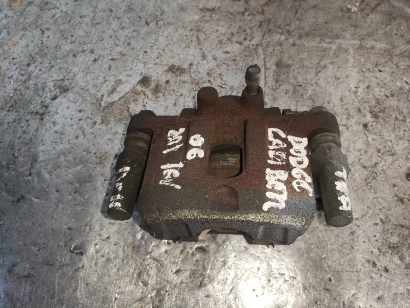 Recambio de pinza freno trasera derecha para dodge caliber se referencia OEM IAM   