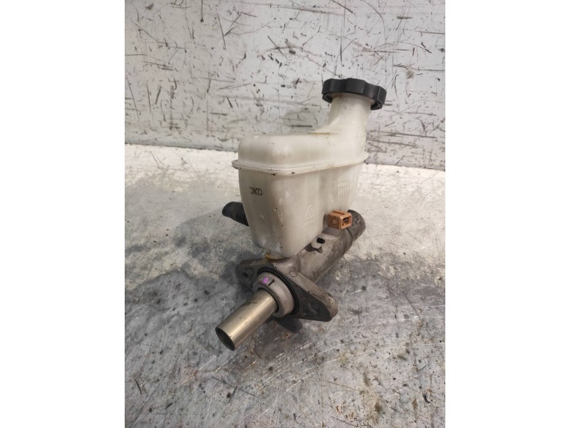 Recambio de bomba freno para kia soul diva referencia OEM IAM 221992  