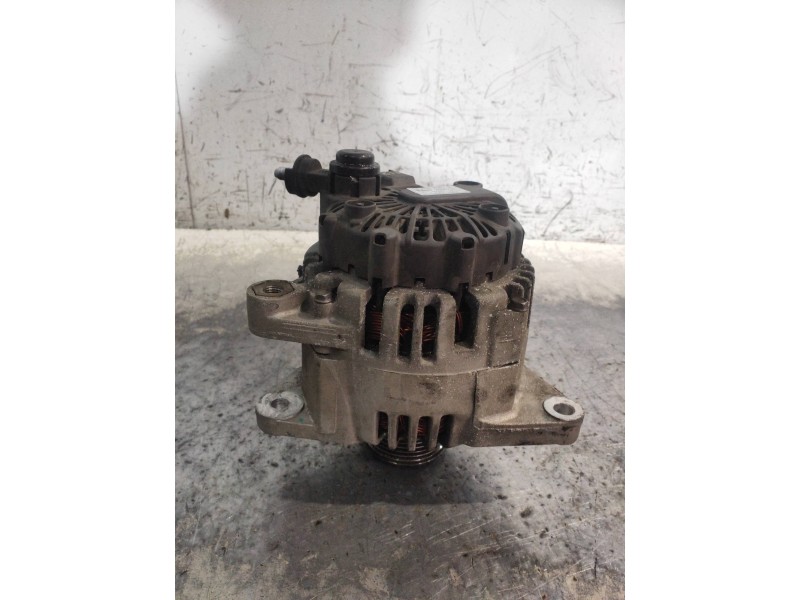 Recambio de alternador para kia soul diva referencia OEM IAM 2606220 373002A150 