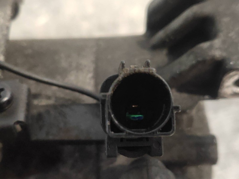 Recambio de compresor aire acondicionado para kia soul diva referencia OEM IAM F500FGBCA03  