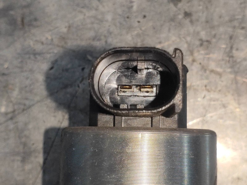 Recambio de valvula egr para kia soul diva referencia OEM IAM 284102A350  