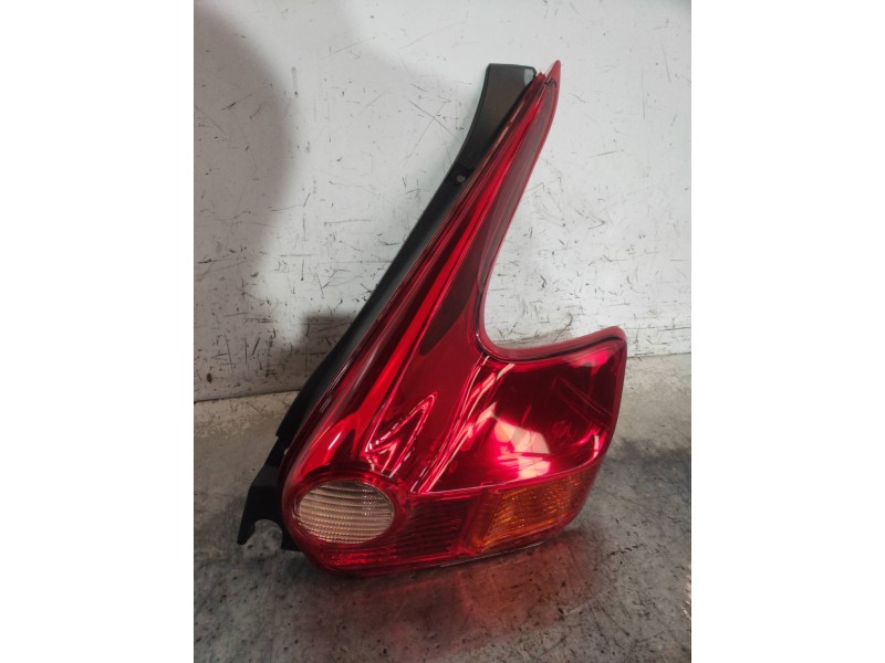 Recambio de piloto trasero derecho para nissan juke (f15) acenta referencia OEM IAM   