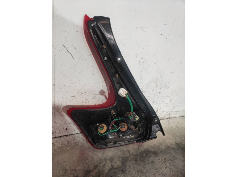 Recambio de piloto trasero derecho para nissan juke (f15) acenta referencia OEM IAM   