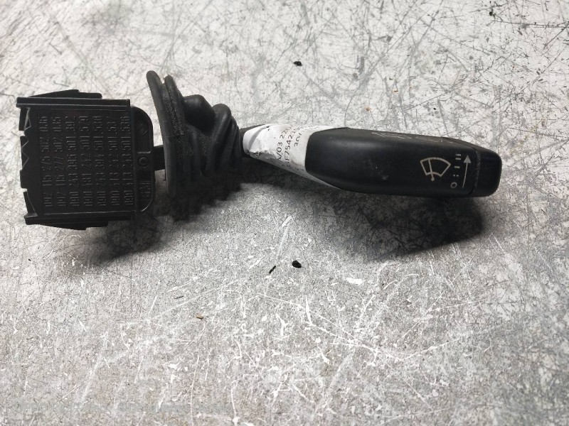 Recambio de mando limpia para opel zafira a design edition referencia OEM IAM 092115275502036 092115277502035 090243395501392