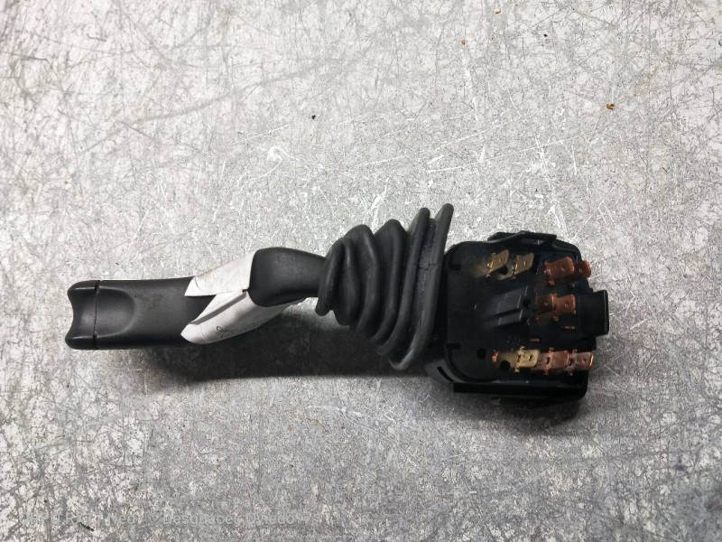 Recambio de mando limpia para opel zafira a design edition referencia OEM IAM 092115275502036 092115277502035 090243395501392