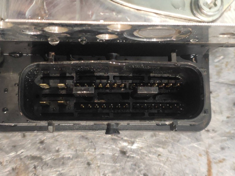 Recambio de abs para nissan juke (f15) acenta referencia OEM IAM A98000B51 5701L002 94330497 476601KB0B E56190801