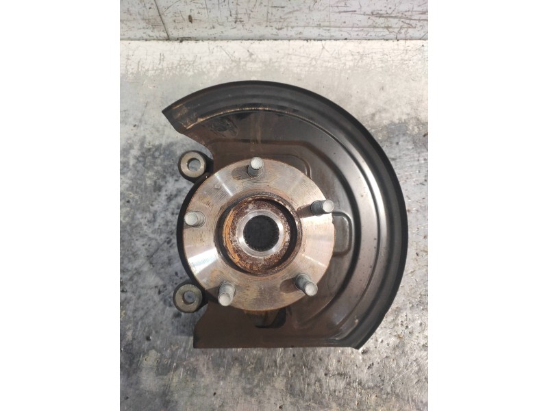 Recambio de mangueta delantera izquierda para nissan juke (f15) acenta referencia OEM IAM   