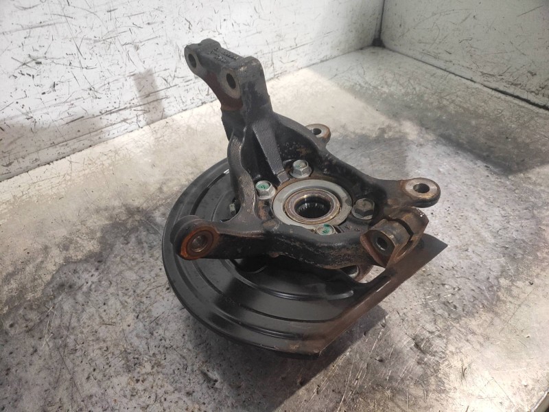 Recambio de mangueta delantera izquierda para nissan juke (f15) acenta referencia OEM IAM   