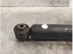 Recambio de amortiguador trasero izquierdo para nissan juke (f15) acenta referencia OEM IAM 562101KA1A   2