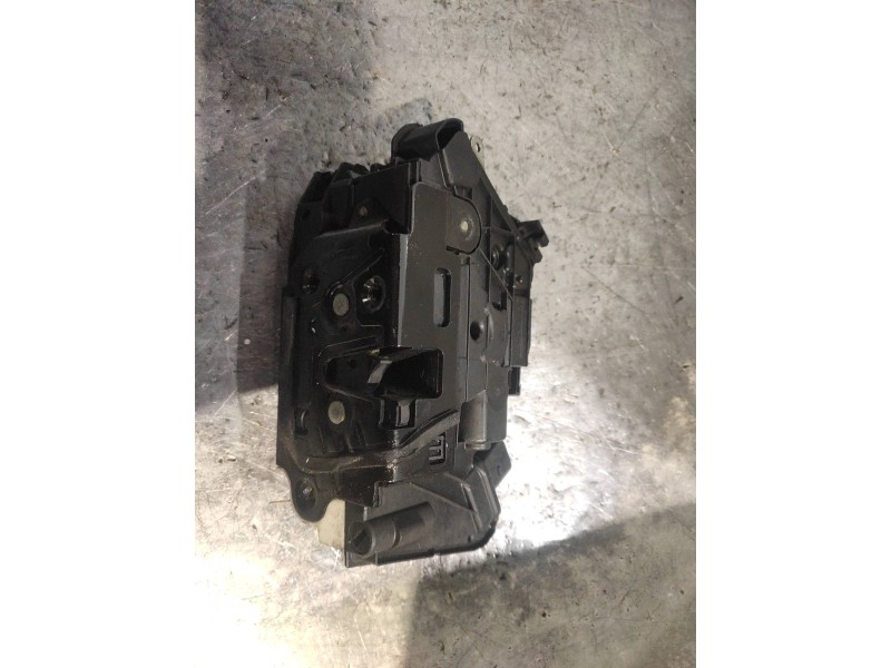 Recambio de motor cierre centralizado delantero derecho para skoda suberb (3t4) exclusive referencia OEM IAM 5N1837016C 16A5N183