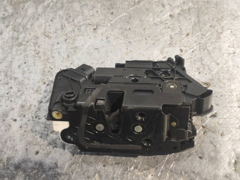 Recambio de motor cierre centralizado trasero izquierdo para skoda suberb (3t4) exclusive referencia OEM IAM 5N0839015D 05A5N083