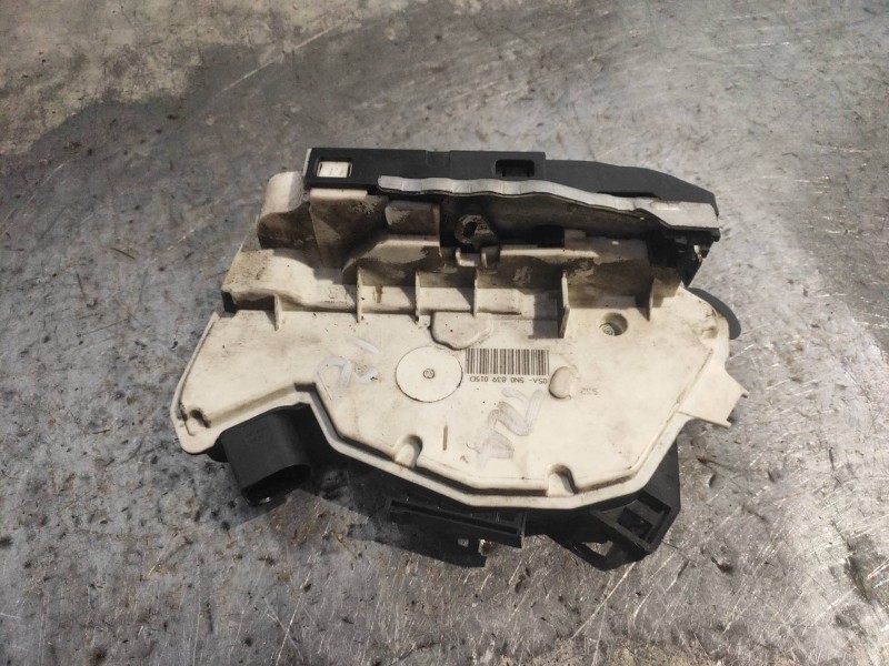 Recambio de motor cierre centralizado trasero izquierdo para skoda suberb (3t4) exclusive referencia OEM IAM 5N0839015D 05A5N083