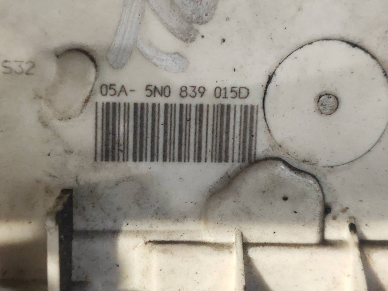 Recambio de motor cierre centralizado trasero izquierdo para skoda suberb (3t4) exclusive referencia OEM IAM 5N0839015D 05A5N083