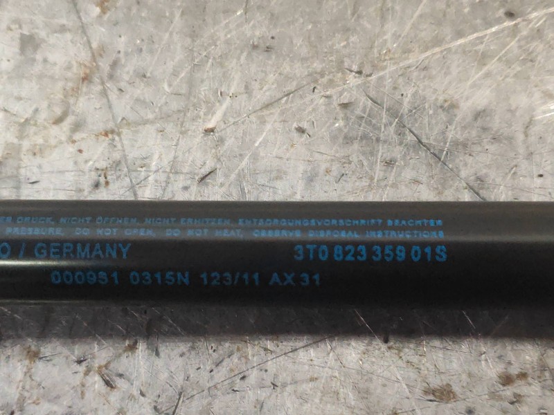 Recambio de amortiguadores capo para skoda suberb (3t4) exclusive referencia OEM IAM 3T082335901S  