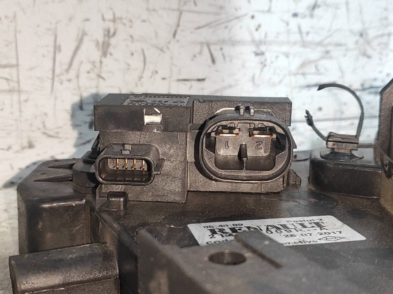 Recambio de electroventilador para renault clio iv authentique referencia OEM IAM 214818009R  