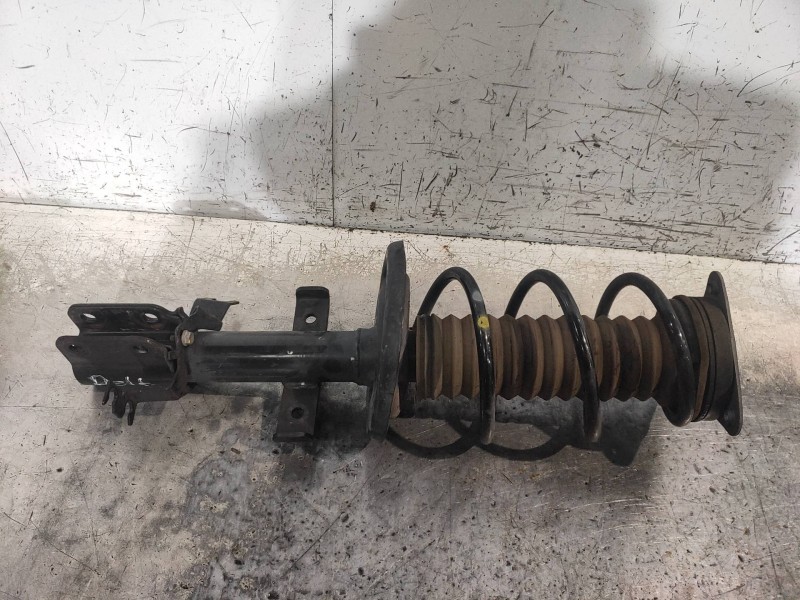 Recambio de amortiguador delantero izquierdo para renault clio iv authentique referencia OEM IAM 543022511R  