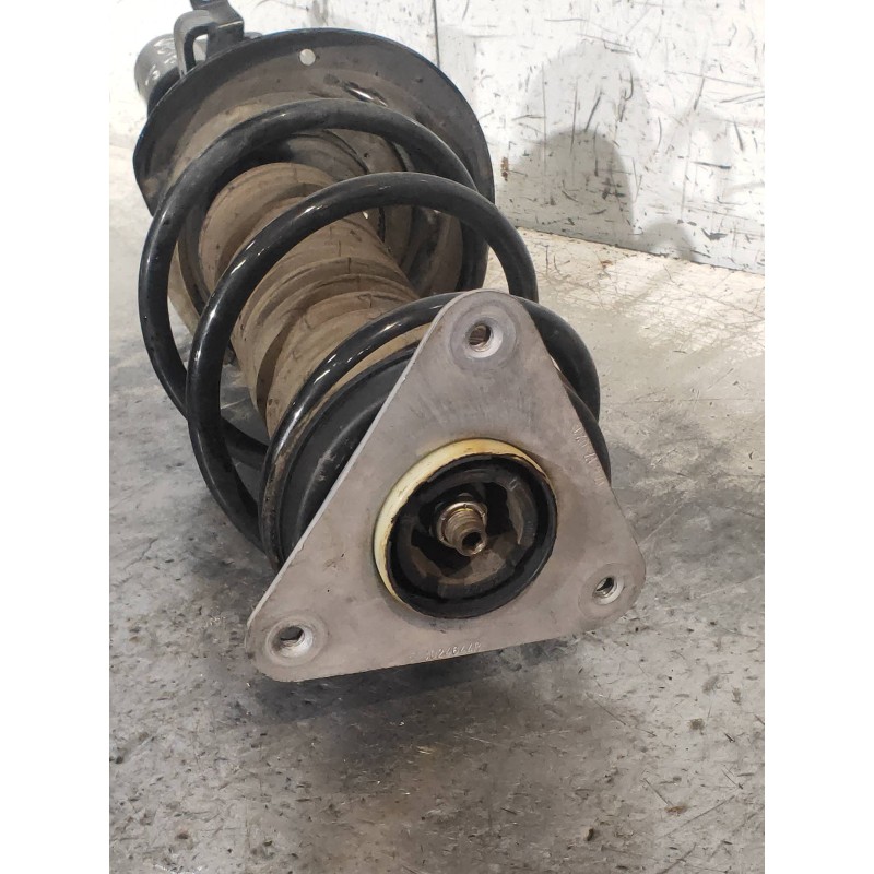 Recambio de amortiguador delantero izquierdo para renault clio iv authentique referencia OEM IAM 543022511R  
