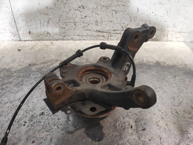 Recambio de mangueta delantera derecha para renault clio iv authentique referencia OEM IAM   