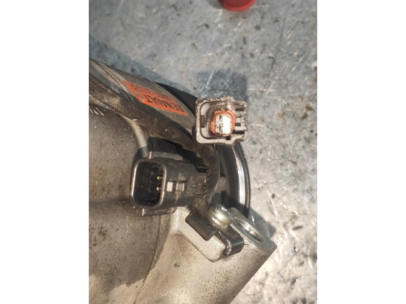 Recambio de compresor aire acondicionado para renault clio iv authentique referencia OEM IAM T72629BB 926000050R 