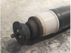 Recambio de amortiguador trasero derecho para renault clio iv authentique referencia OEM IAM 562109815R   2
