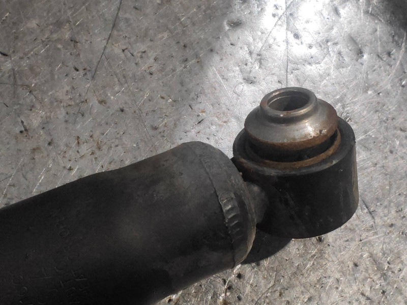 Recambio de amortiguador delantero derecho para mercedes clase m (w163) 270 cdi inspiration (163.113) referencia OEM IAM A163326