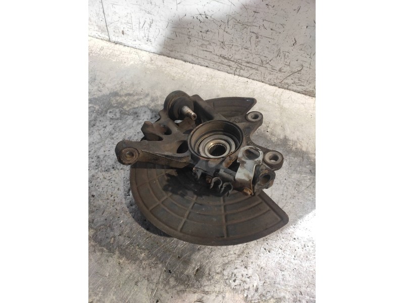 Recambio de mangueta delantera derecha para mercedes clase m (w163) 270 cdi inspiration (163.113) referencia OEM IAM   