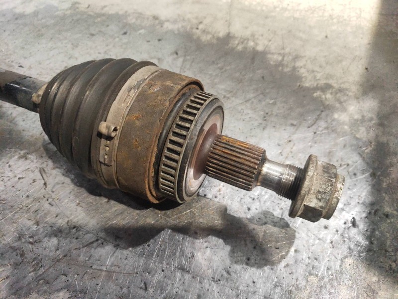 Recambio de transmision delantera izquierda para mercedes clase m (w163) 270 cdi inspiration (163.113) referencia OEM IAM   