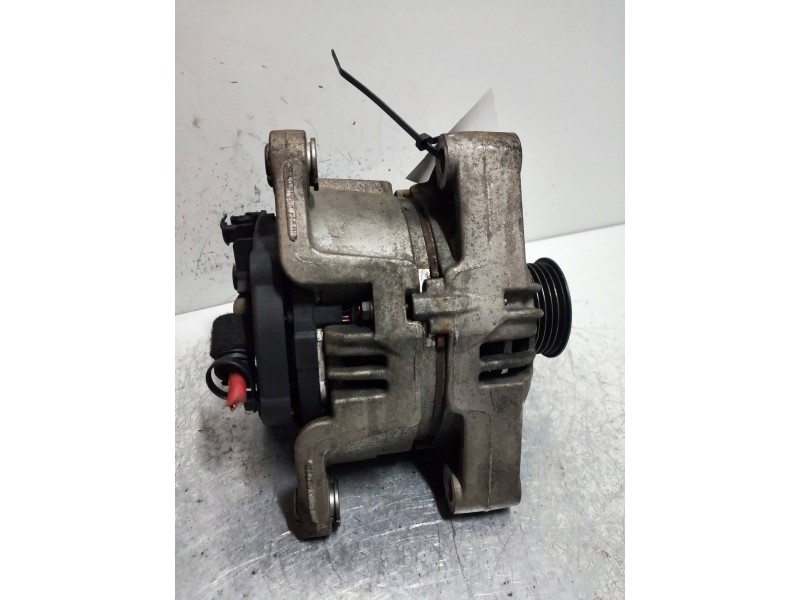 Recambio de alternador para opel corsa d cosmo referencia OEM IAM 0124225171 BOSCH 13222980 12I 16V