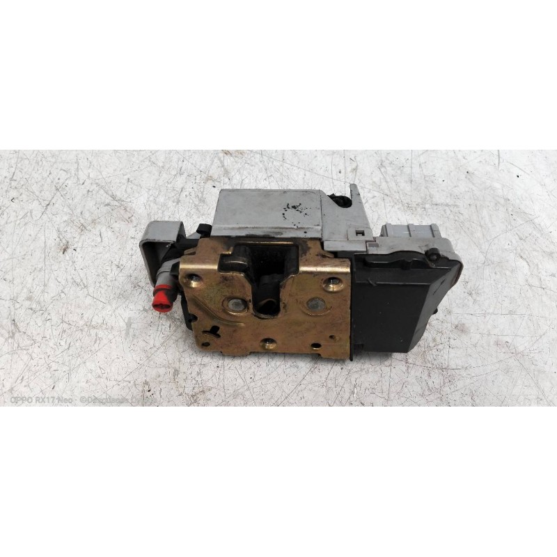 Recambio de motor cierre centralizado trasero derecho para peugeot 306 berlina 3/4/5 puertas (s2) graffic referencia OEM IAM   