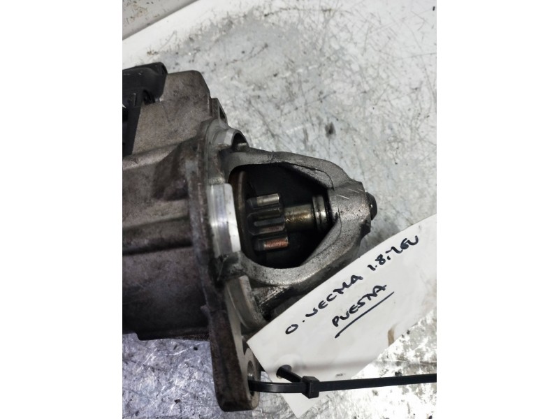 Recambio de motor arranque para opel vectra b caravan comfort referencia OEM IAM 0001107045 BOSCH 16V