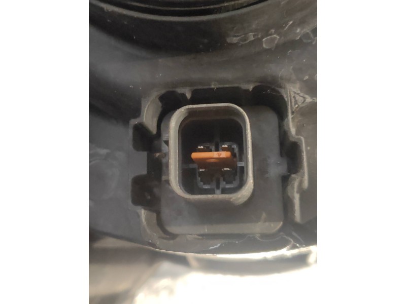 Recambio de faro izquierdo para ssangyong actyon 200 xdi referencia OEM IAM   