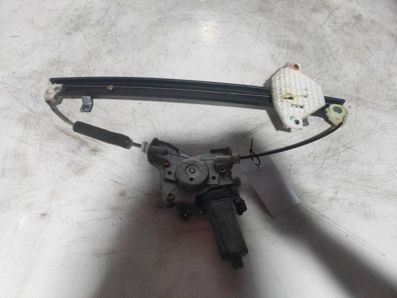 Recambio de elevalunas trasero derecho para ssangyong actyon 200 xdi referencia OEM IAM   