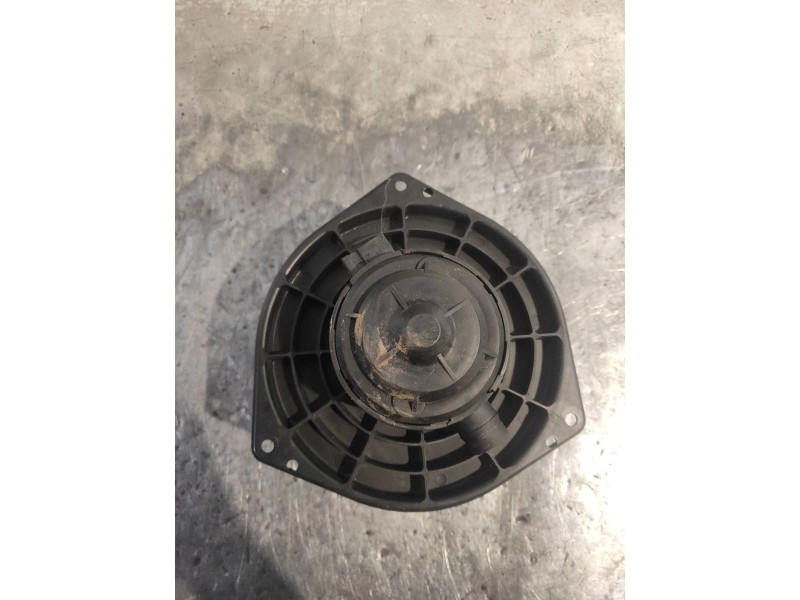 Recambio de motor calefaccion para ssangyong actyon 200 xdi referencia OEM IAM A100F40510440  