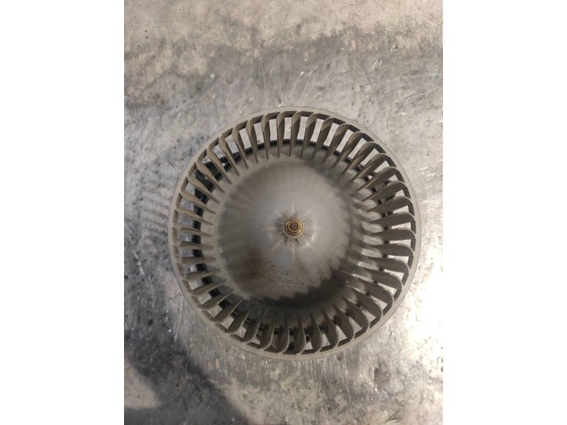 Recambio de motor calefaccion para ssangyong actyon 200 xdi referencia OEM IAM A100F40510440  