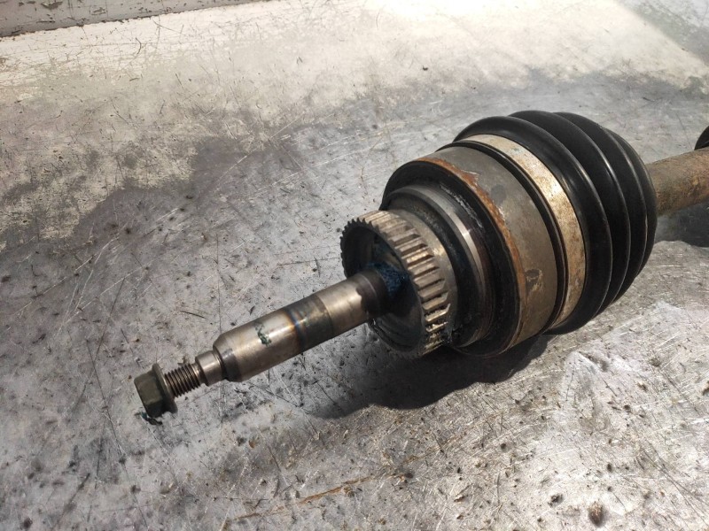 Recambio de transmision delantera izquierda para ssangyong actyon 200 xdi referencia OEM IAM   