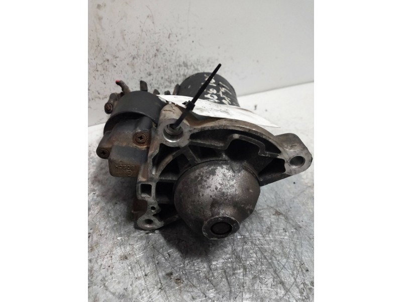 Recambio de motor arranque para peugeot 106 (s2) max referencia OEM IAM 001112029 BOSCH 